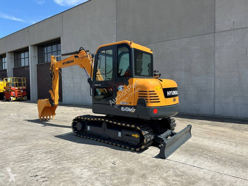 Екскаватор Hyundai R60VS