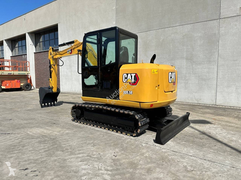 Caterpillar .5E2 excavator