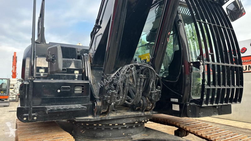 Екскаватор Hitachi 7