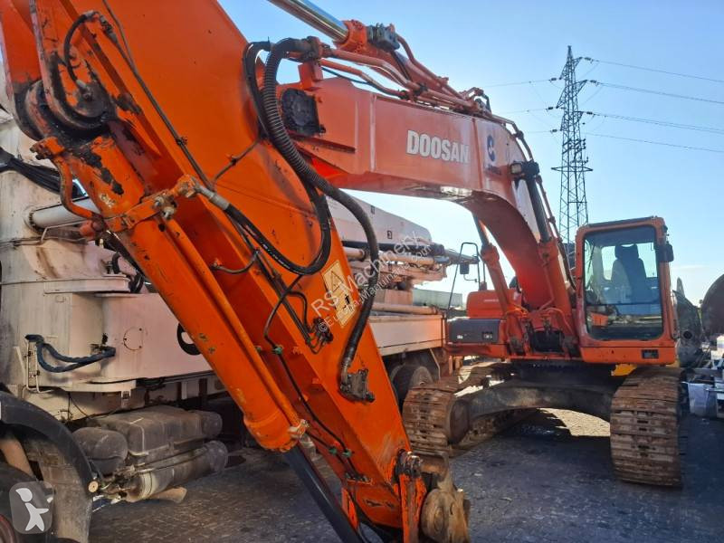 Екскаватор Doosan 340
