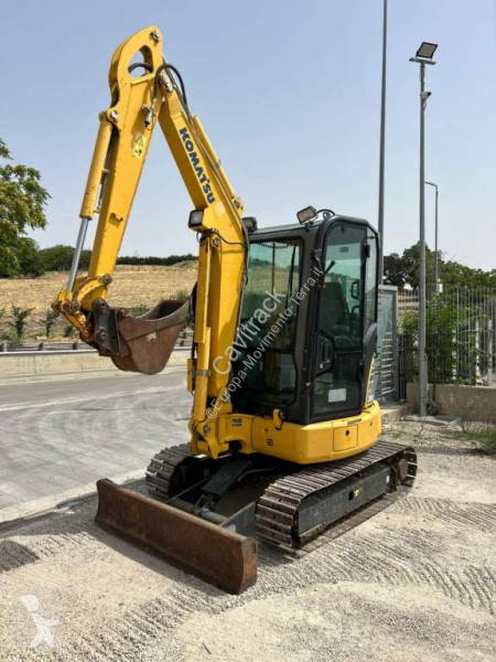 Екскаватор Komatsu PC 30MR-5