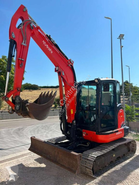 Екскаватор Kubota 0574