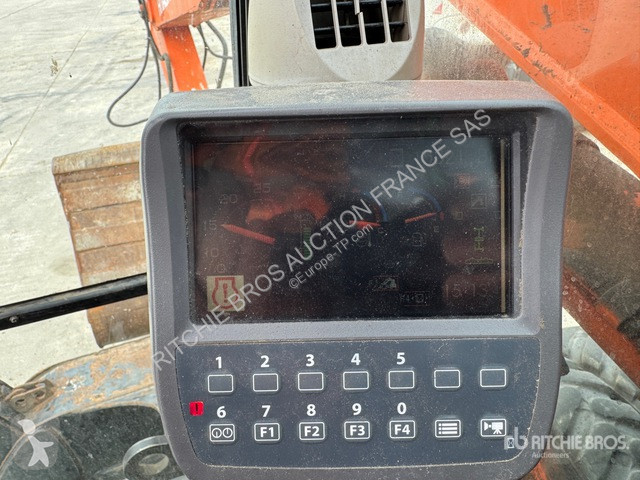 جرافة Hitachi