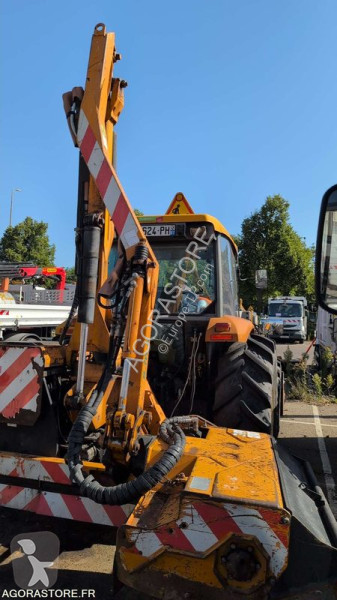 Renault DIVERS excavator