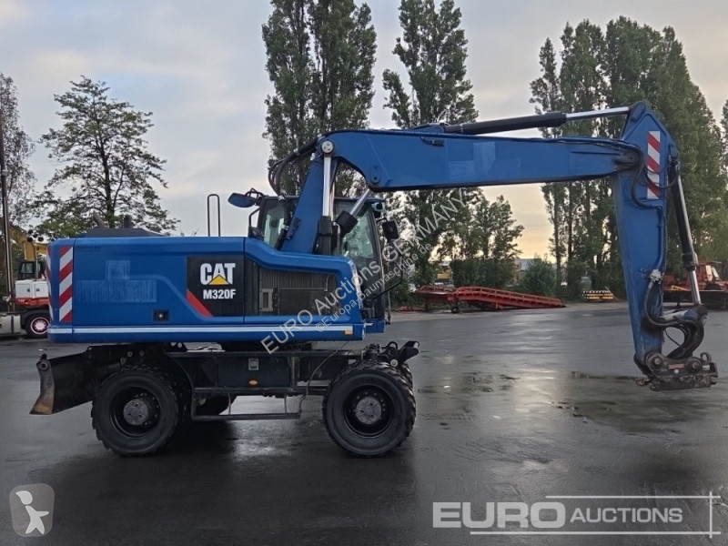 Kotrógép Caterpillar M320F