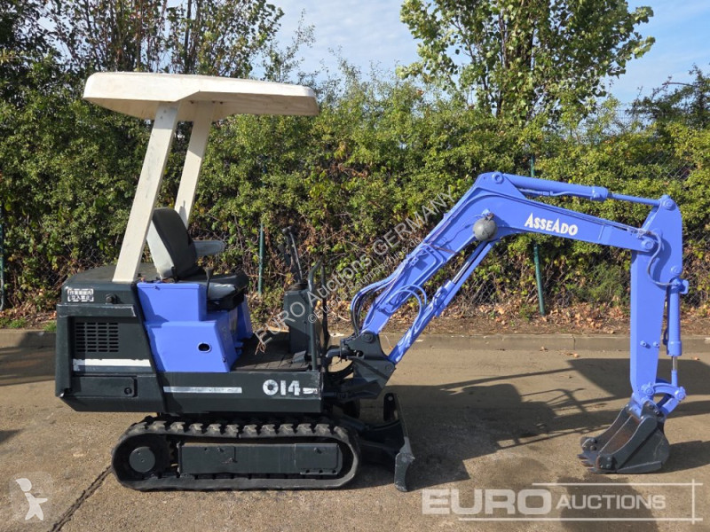 Kubota KX-014 excavator