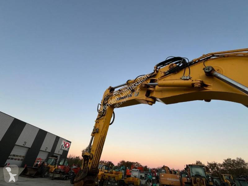Экскаватор Komatsu PC210