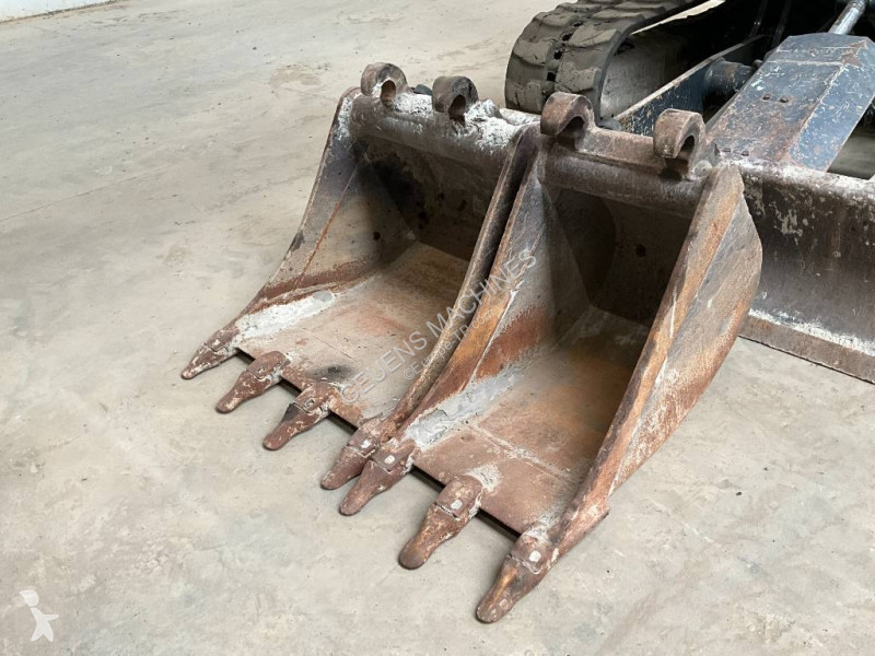 Escavadora Yanmar Vio 57-U A