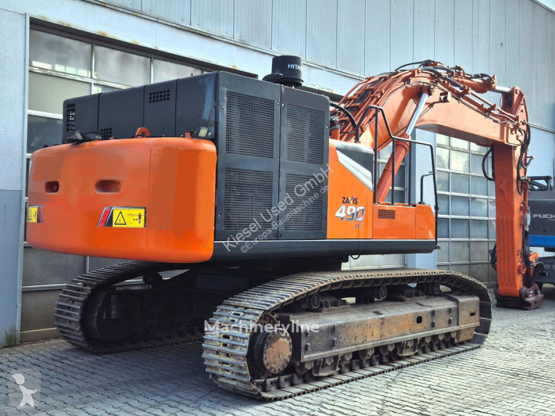 Экскаватор Hitachi