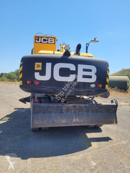 Экскаватор JCB