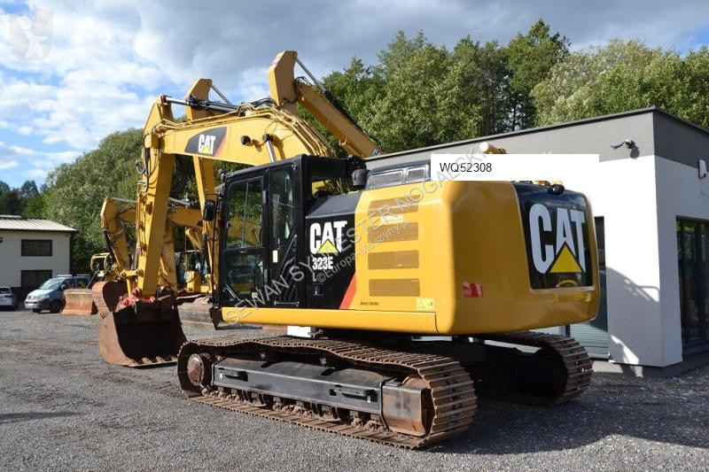 Escavadora Caterpillar 323E