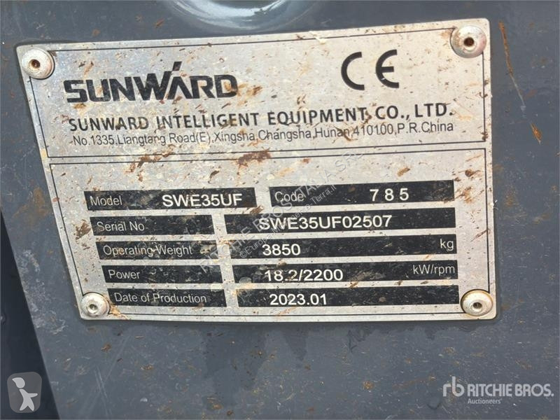 Escavadora Sunward SWE35UF Mini Excavator