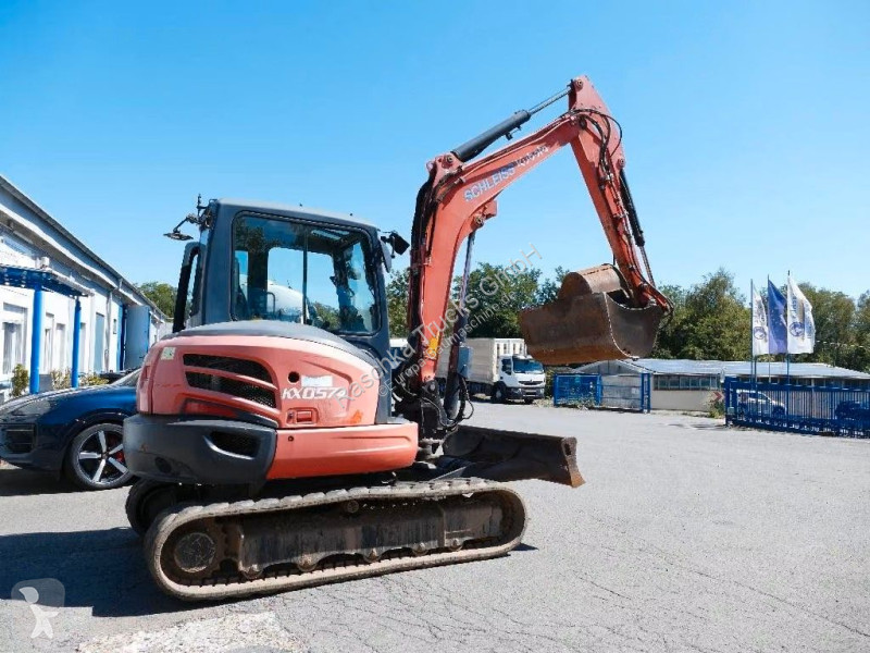 جرافة Kubota