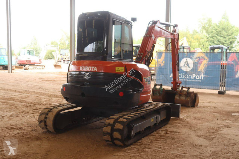 Excavadora Kubota SZ