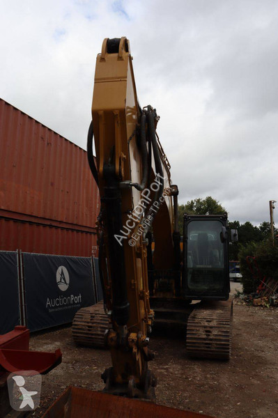 جرافة Caterpillar 320FL