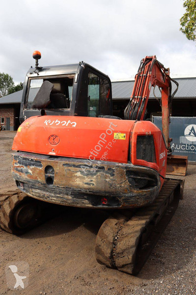 Excavadora Kubota KX080-4
