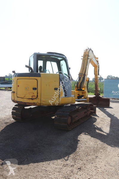 جرافة New Holland Kobelco