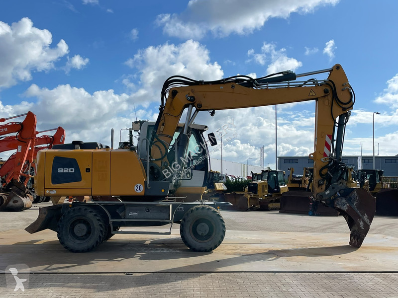 جرافة Liebherr A920