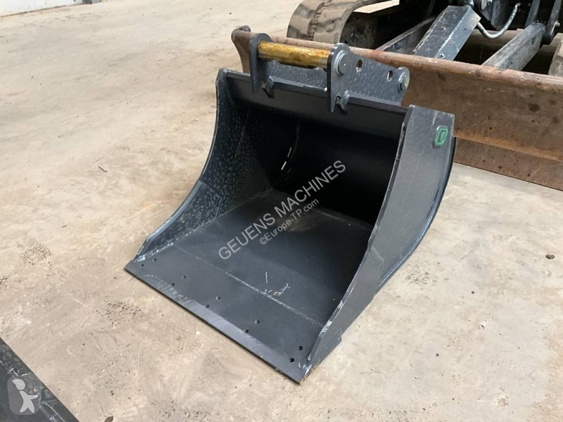جرافة Kubota 0804 A 2