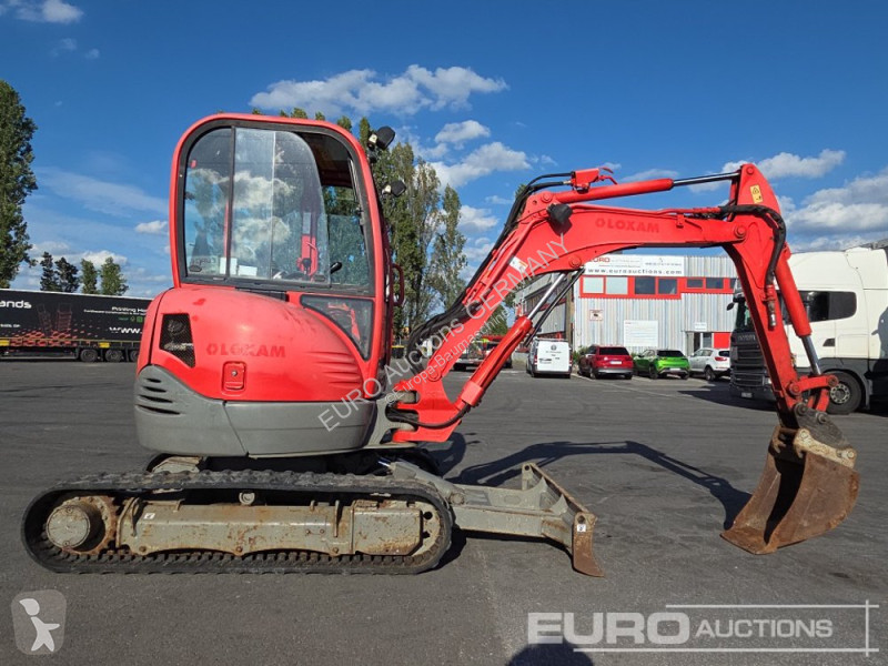 جرافة JCB