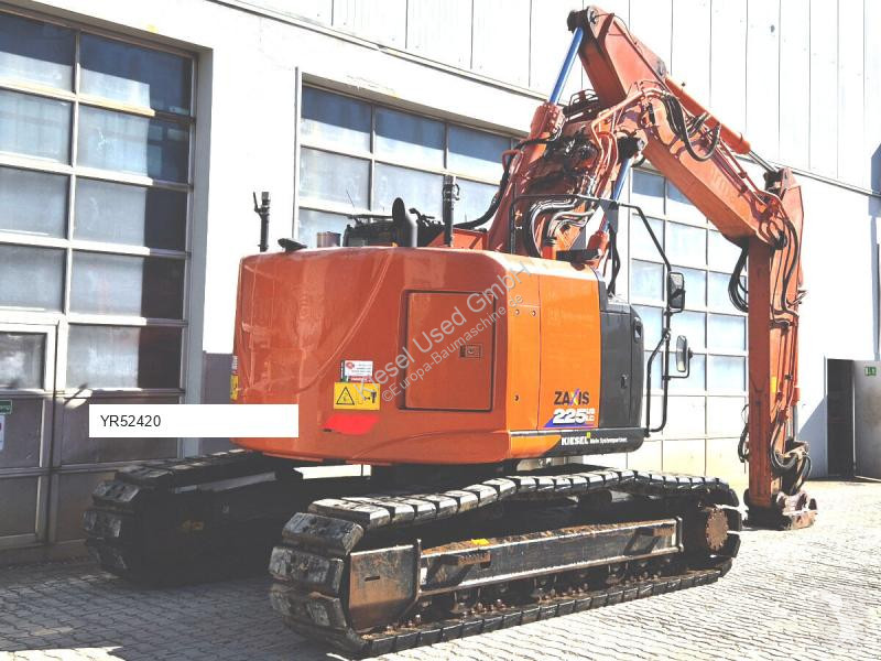 جرافة Hitachi