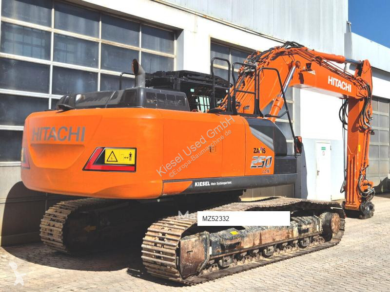 جرافة Hitachi 7