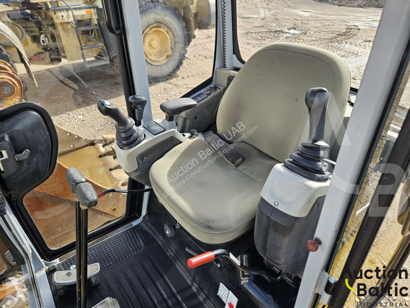 جرافة Wacker Neuson