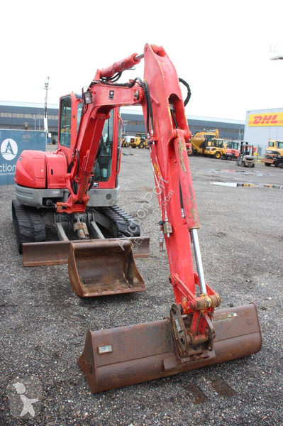 جرافة New Holland 502 C