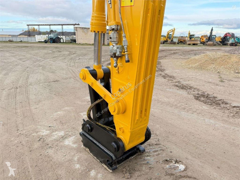 جرافة Komatsu