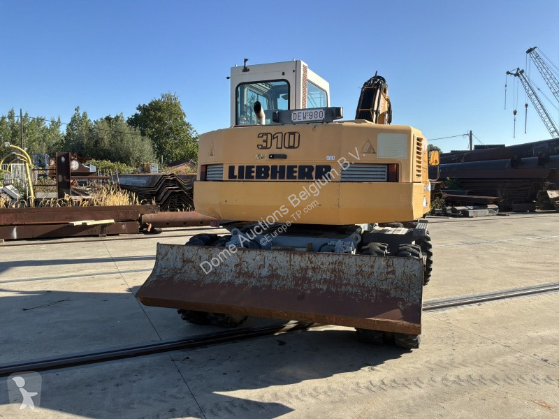 جرافة Liebherr