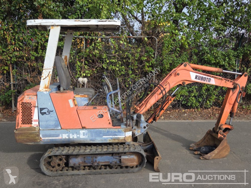 Pelle Kubota KH-012