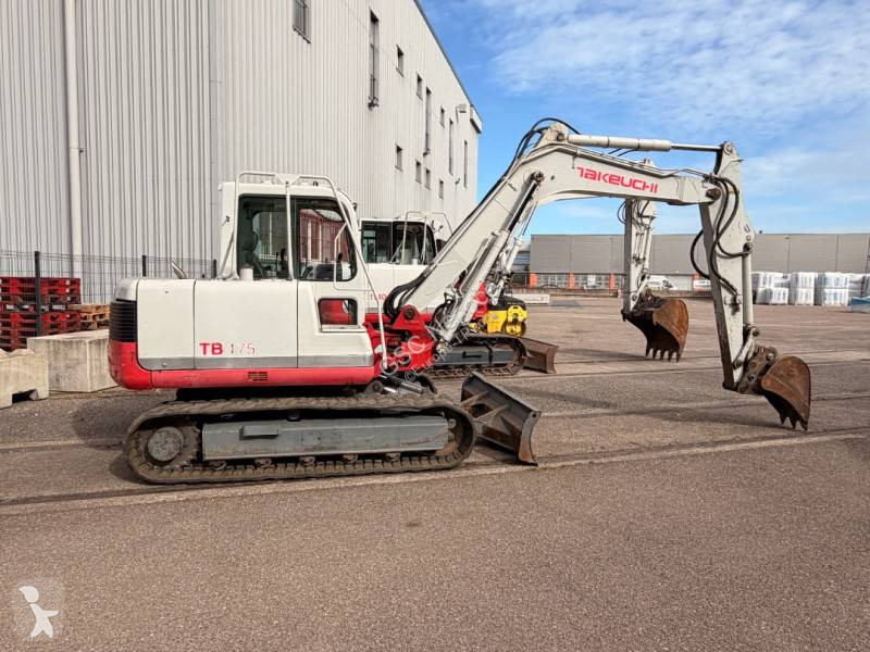 Skovel Takeuchi