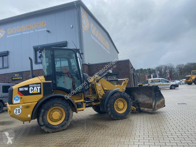 Skovel Caterpillar 907 M