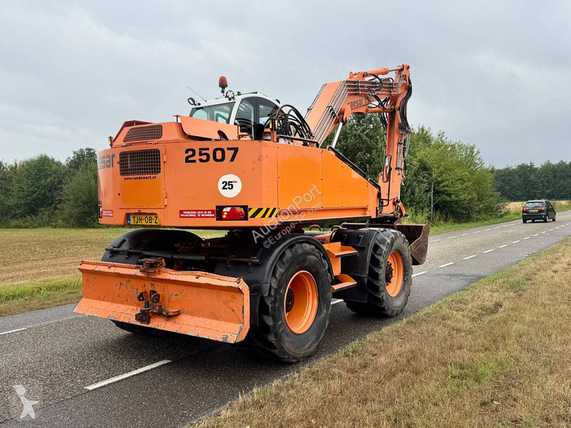 Skovel  2507