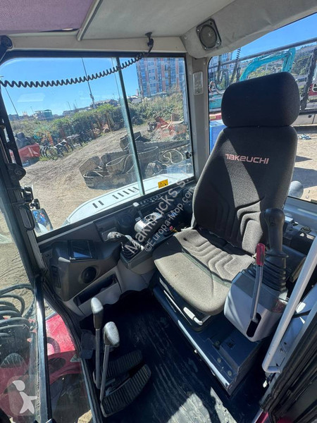 Skovel Takeuchi
