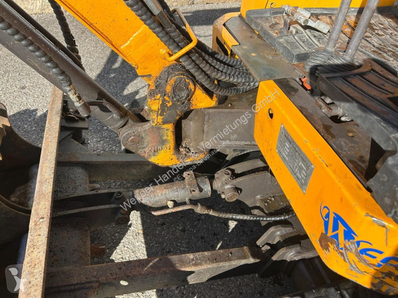 Excavadora Rhinoceros
