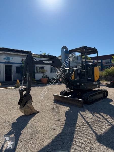 Excavadora Volvo ECR 25 D