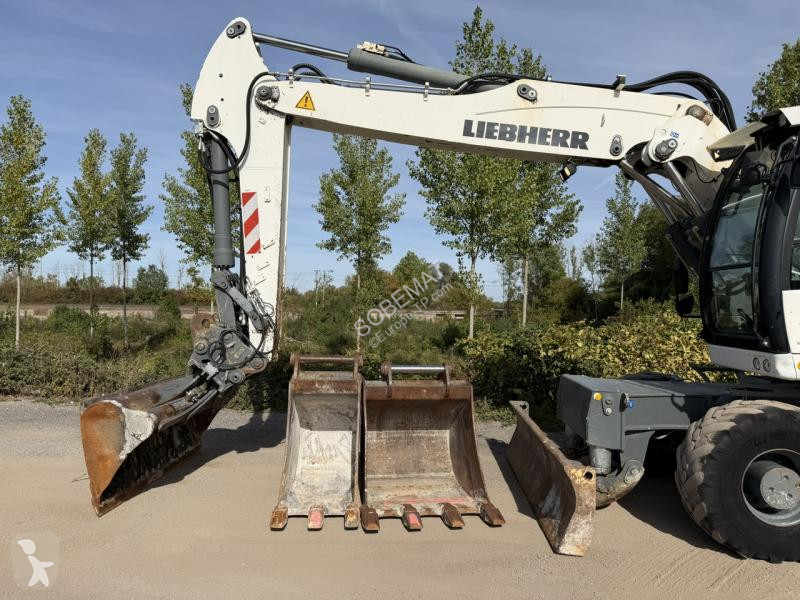 Pelle Liebherr A920
