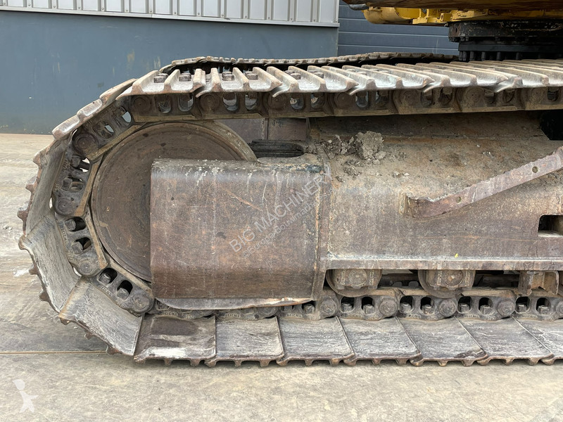 Pelle Caterpillar 320FL