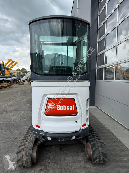 Pelle Bobcat E20