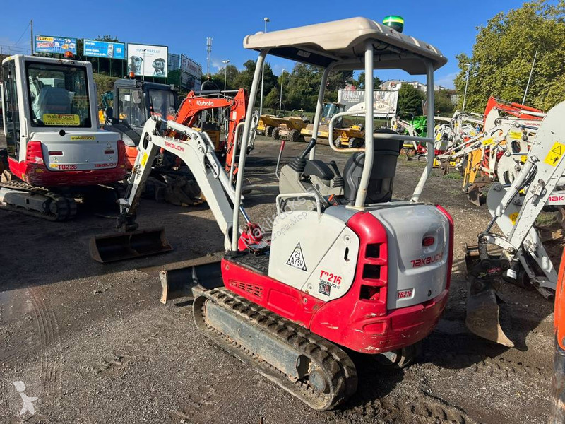 Pelle Takeuchi TB 216