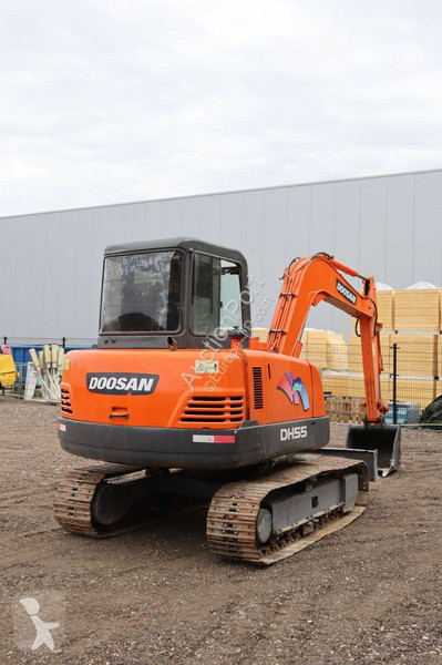 Excavadora Doosan DH55-V