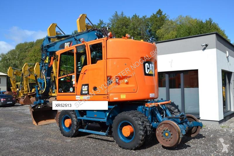 Excavadora Caterpillar M