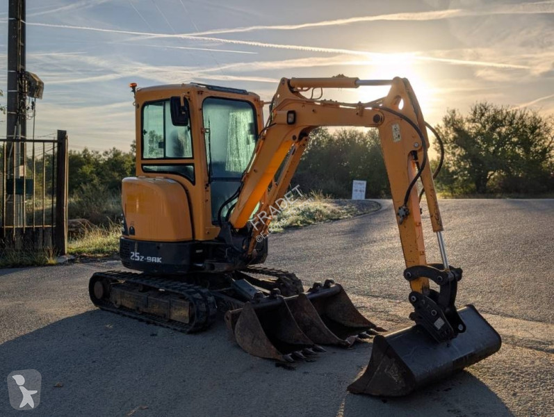 Pelle Hyundai R25Z9