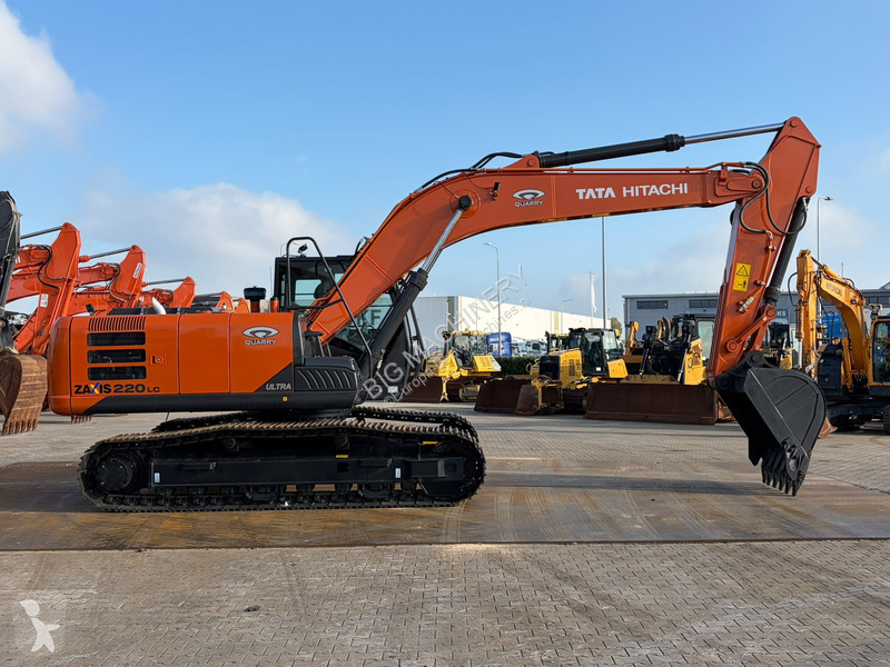 Escavadora Hitachi ZX220LC-5G