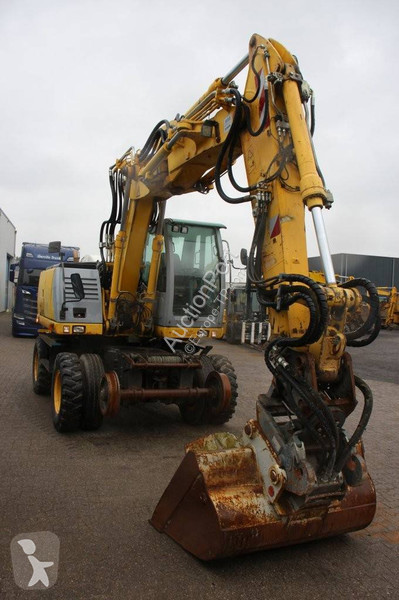 Pelle New Holland MH5