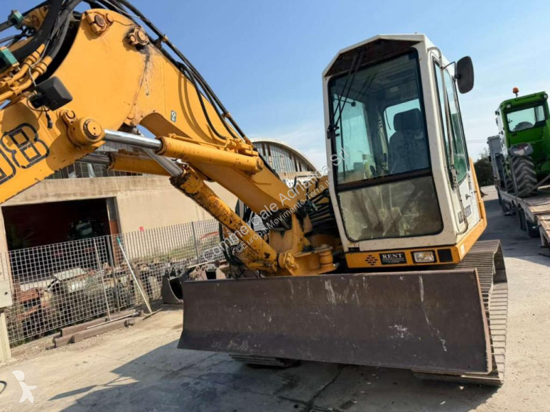 Excavator Liebherr