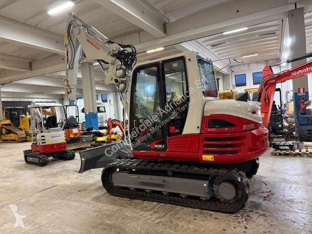 Pelle Takeuchi 1/2P E TB217R