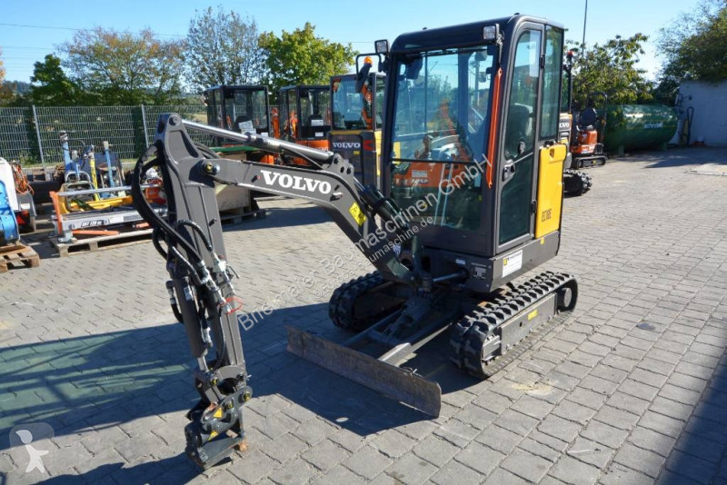 Pelle Volvo EC 18 E