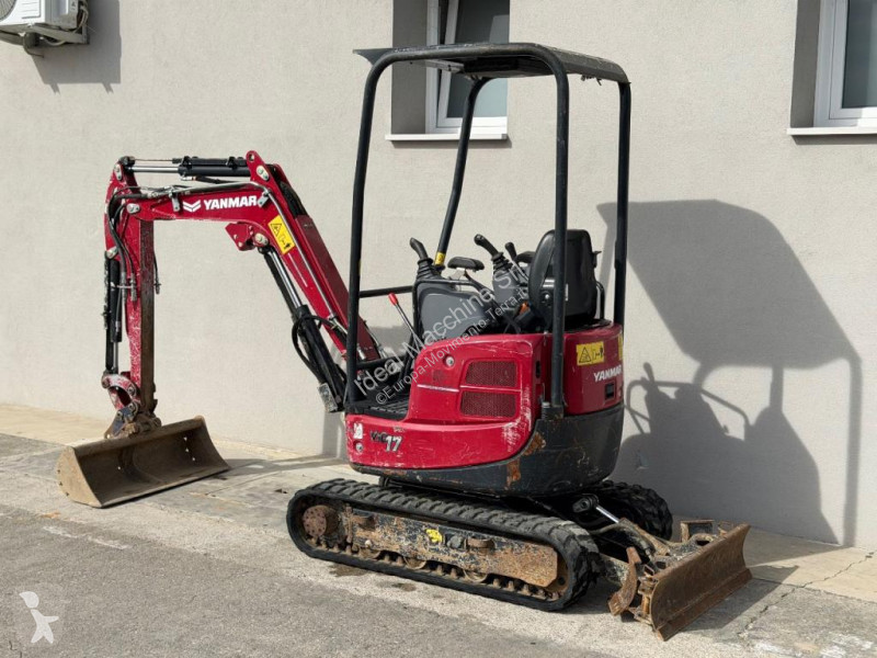 جرافة Yanmar